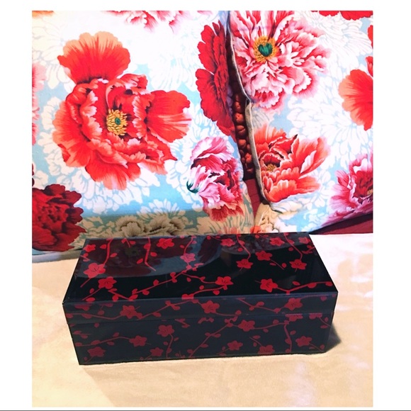 Jewelry Box - Picture 2 of 3